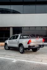Toyota Hilux 4x4 Raider Double Cab Black 2017 года (ZA)
